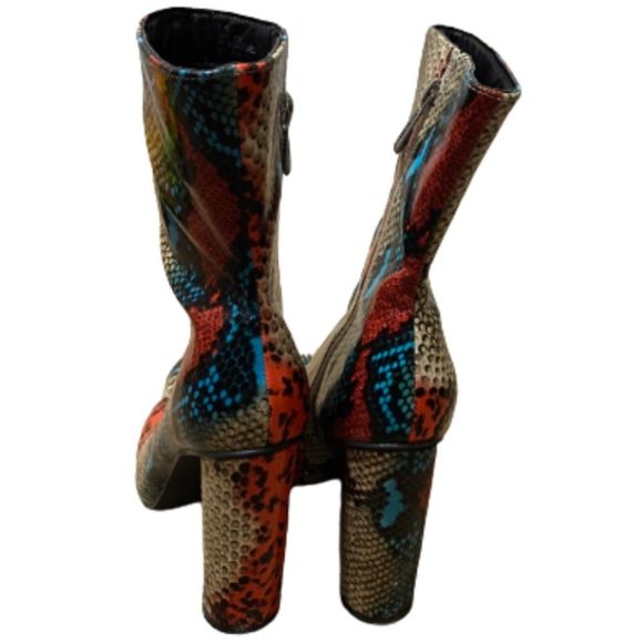 CAPE ROBBIN WOMEN’s MULTICOLOR SNAKE-EMBOSSED LEATHER ZIP UP HEELED BOOTS Sz 7.5 - Picture 4 of 10